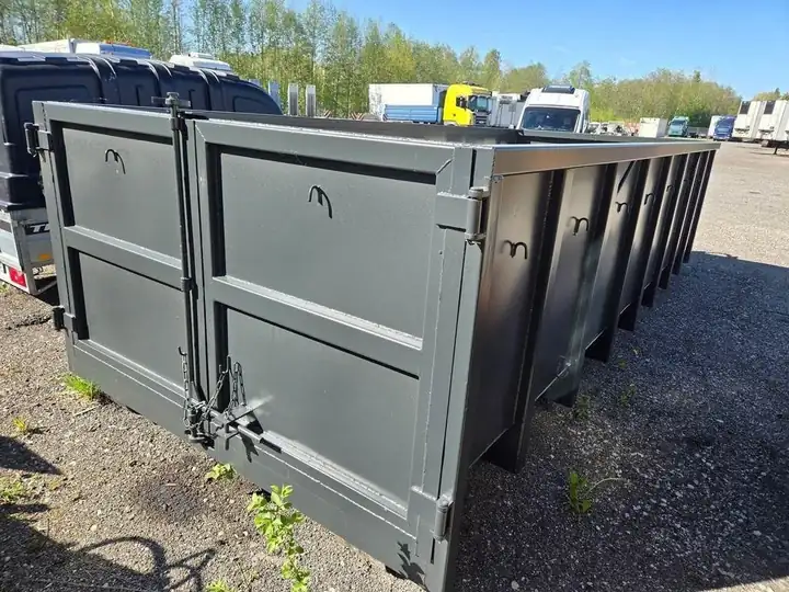 25 m³-es konténer lomok szállítására