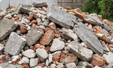 Építési törmelék: tégla, beton és cserép